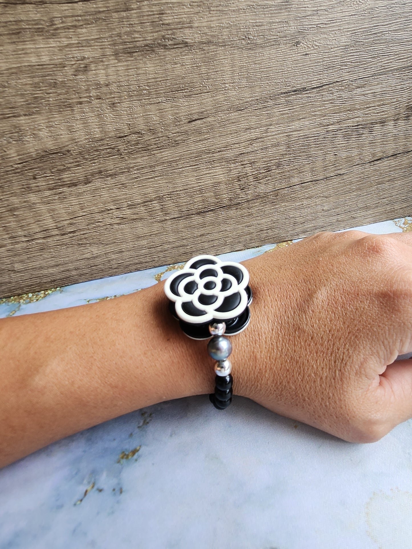 Love, Camellia Grey Pearl Bracelet