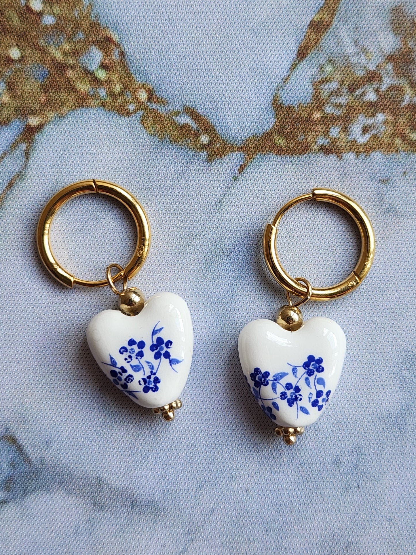 Tang Porcelain Heart Shaped Earrings