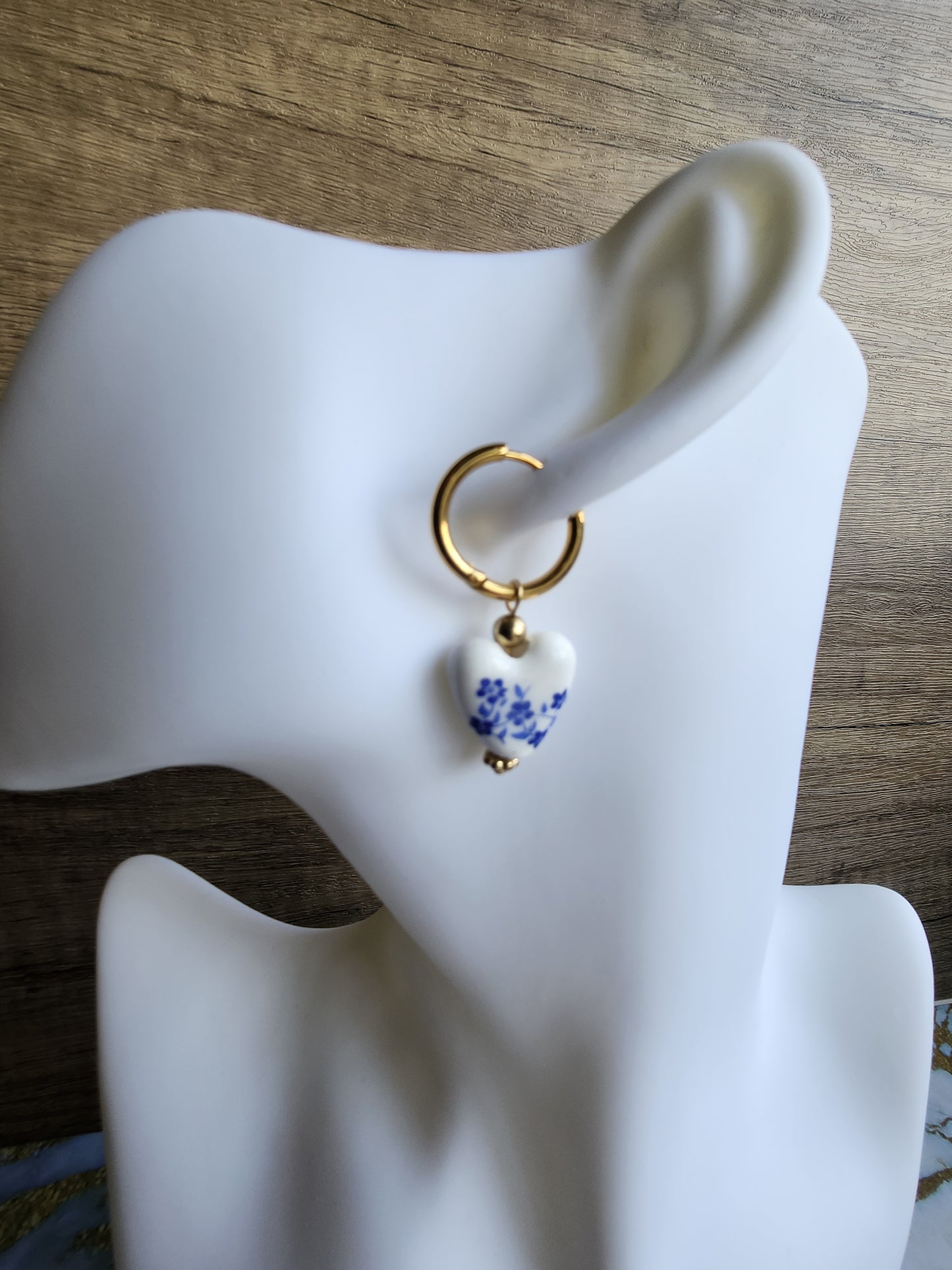 Tang Porcelain Heart Shaped Earrings