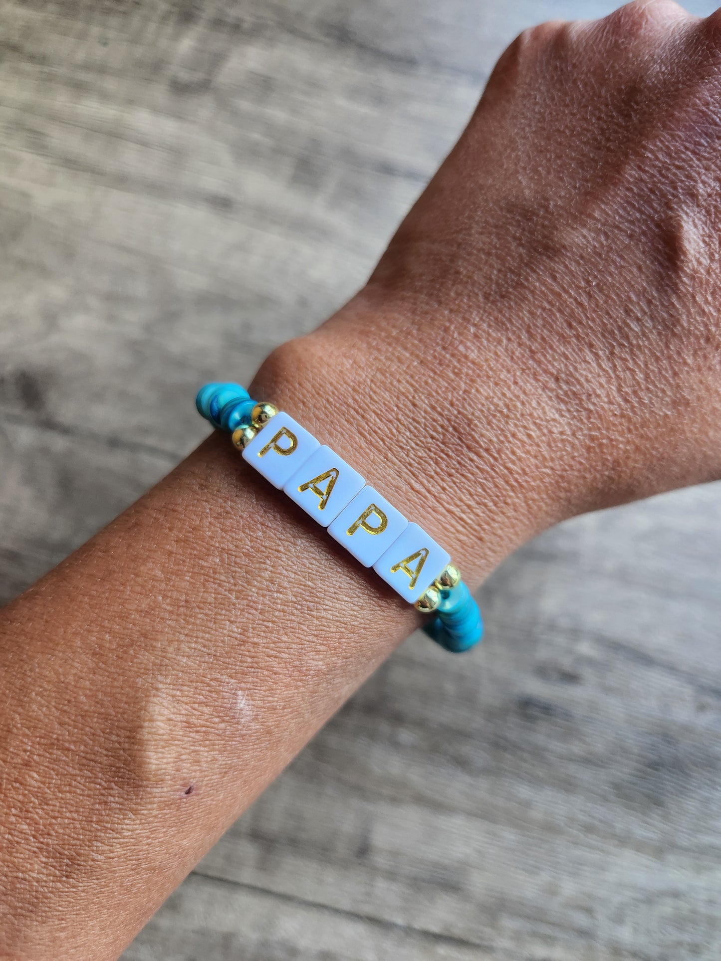 Papa Shell Bracelet (Customizable)