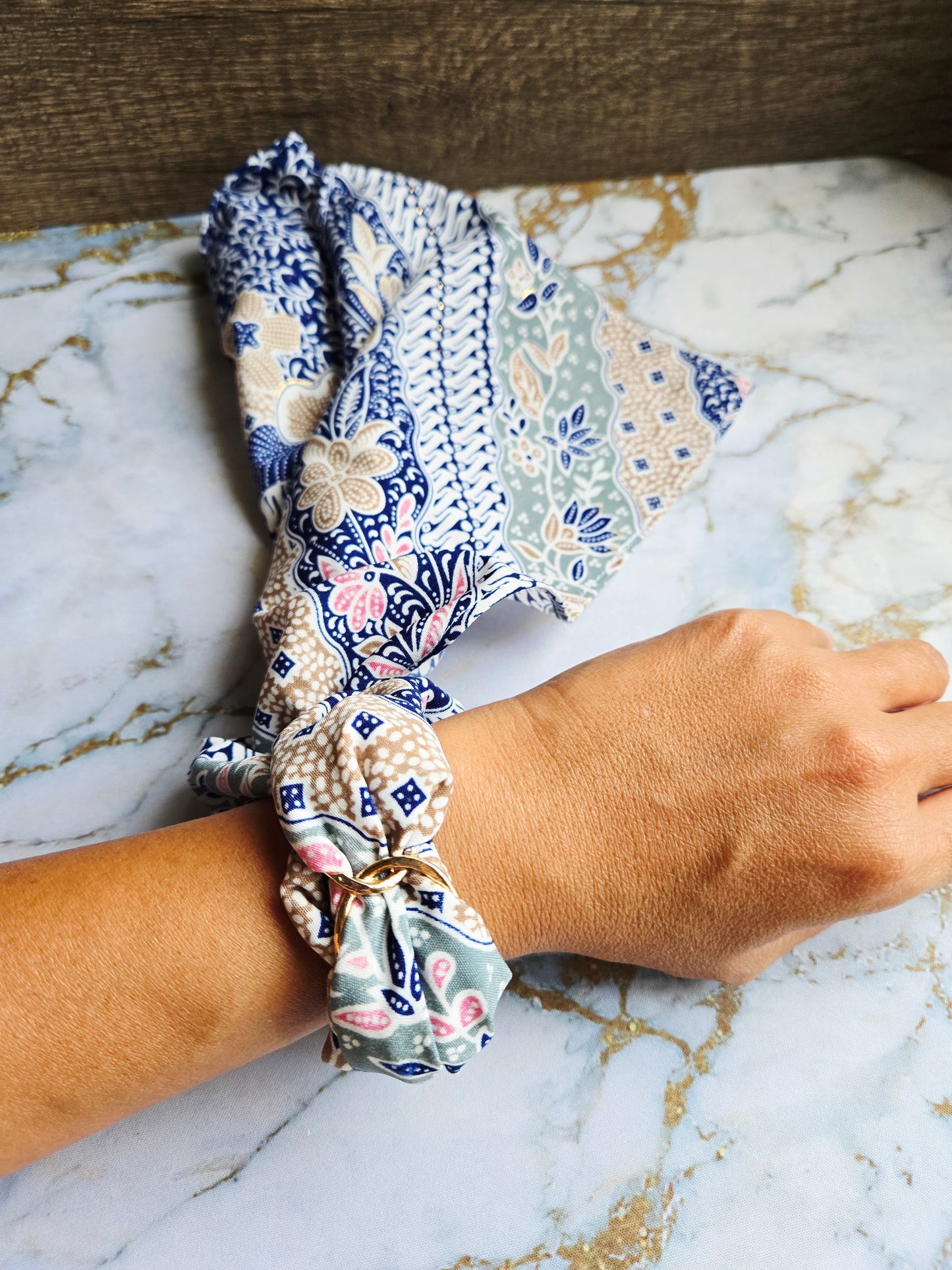 Anak Batik Blue & Pink Scarf Bangle