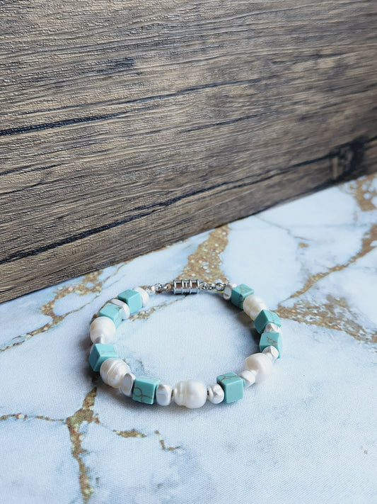 Turquoise and pearl bracelet