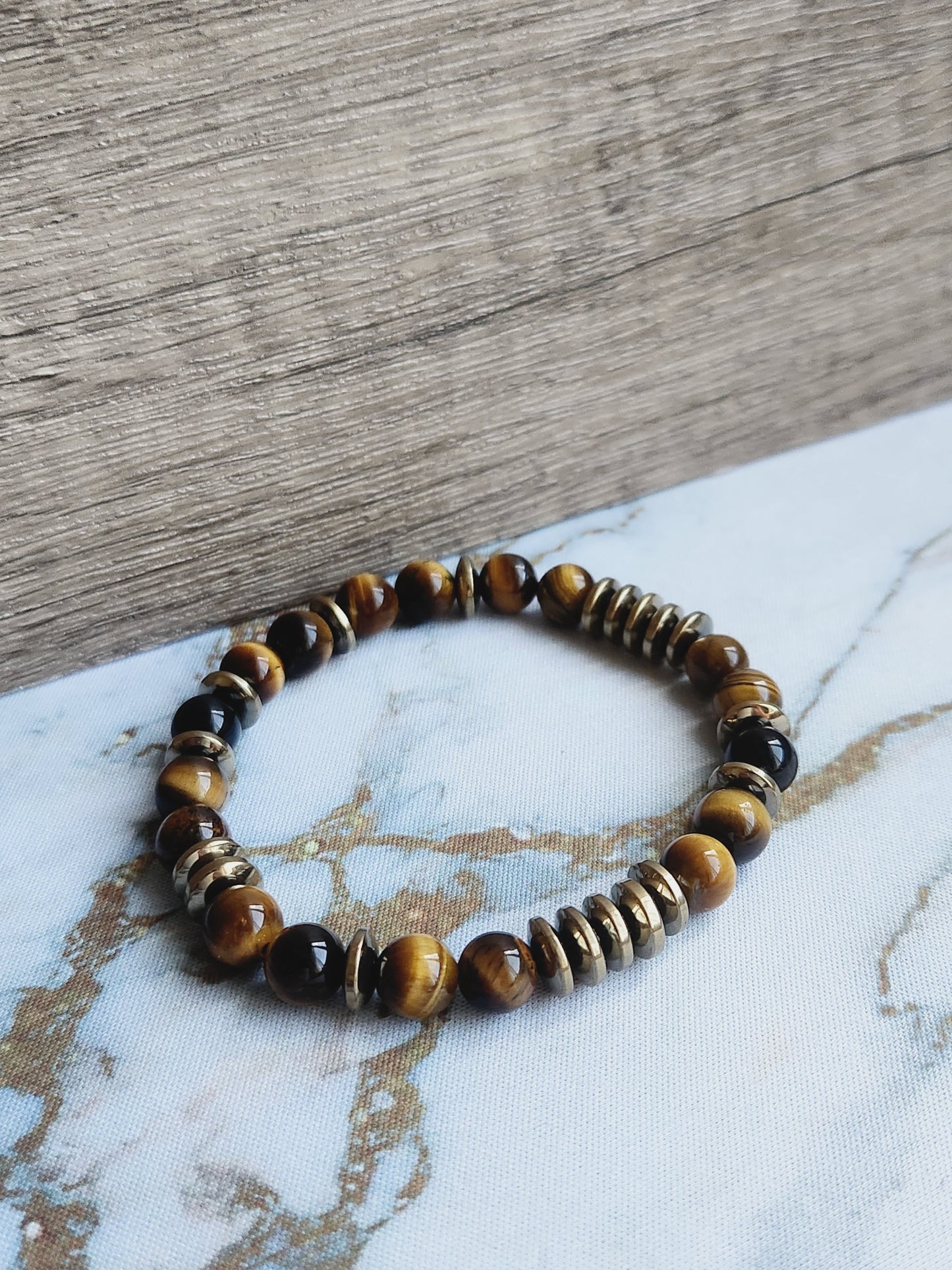 Tiger eye and Obsidian Bracelet