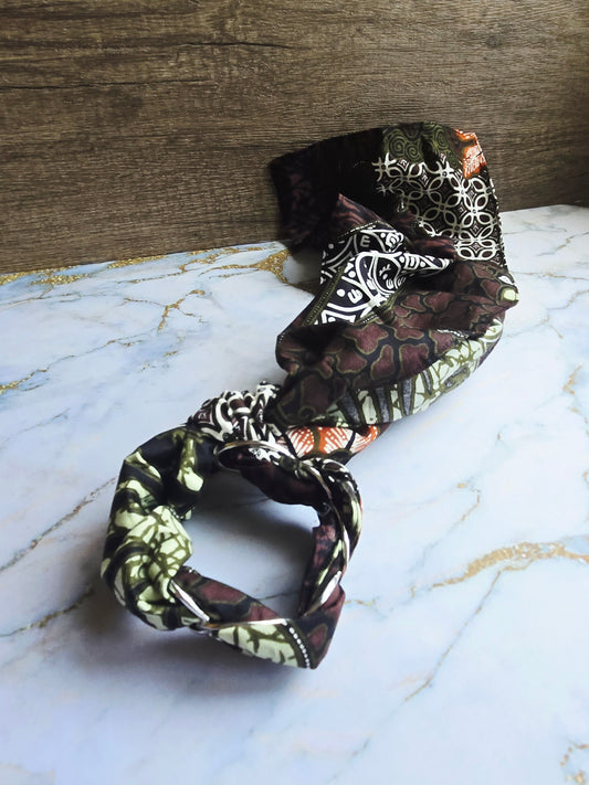 Anak Batik Black Scarf Bangle