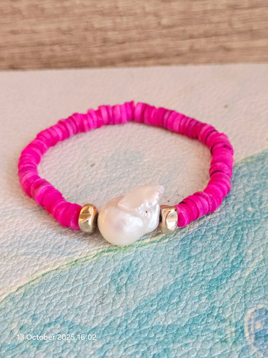 Boho Mermaid Fuchsia Shell Baroque Bracelet